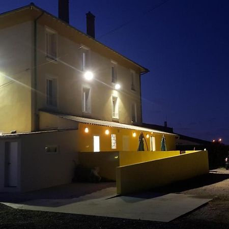 AUBERGE DE LA LICORNE eu Livron-sur-Drôme Extérieur photo